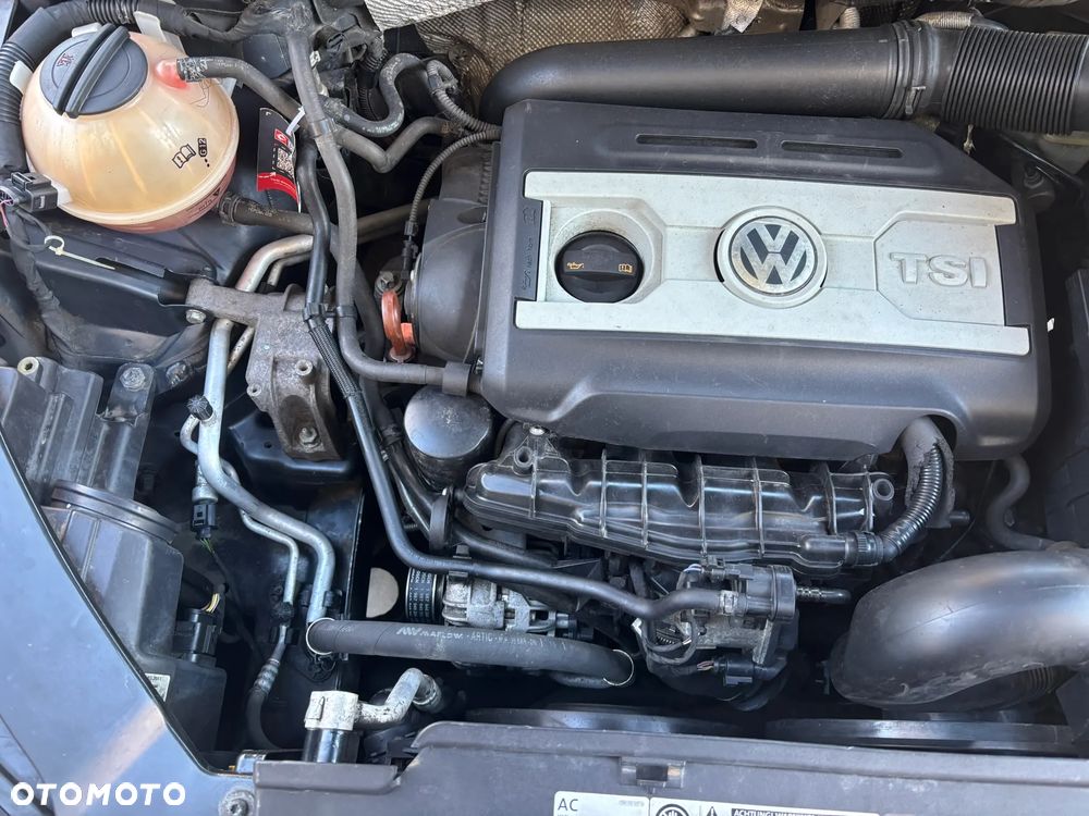 Volkswagen Tiguan - 36