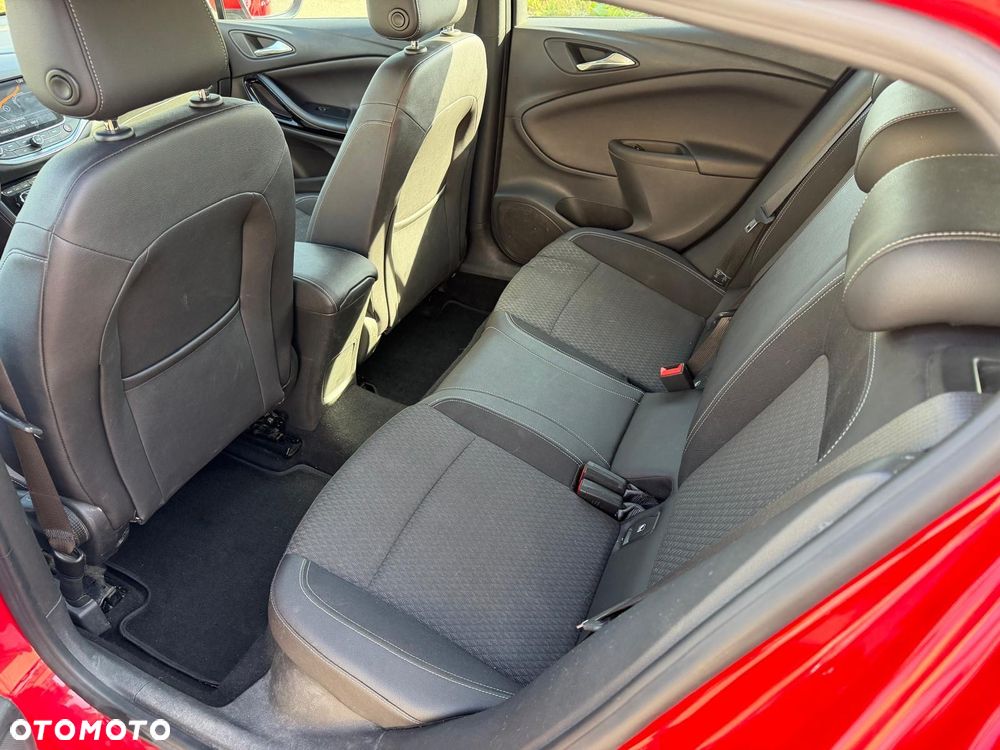 Opel Astra - 11