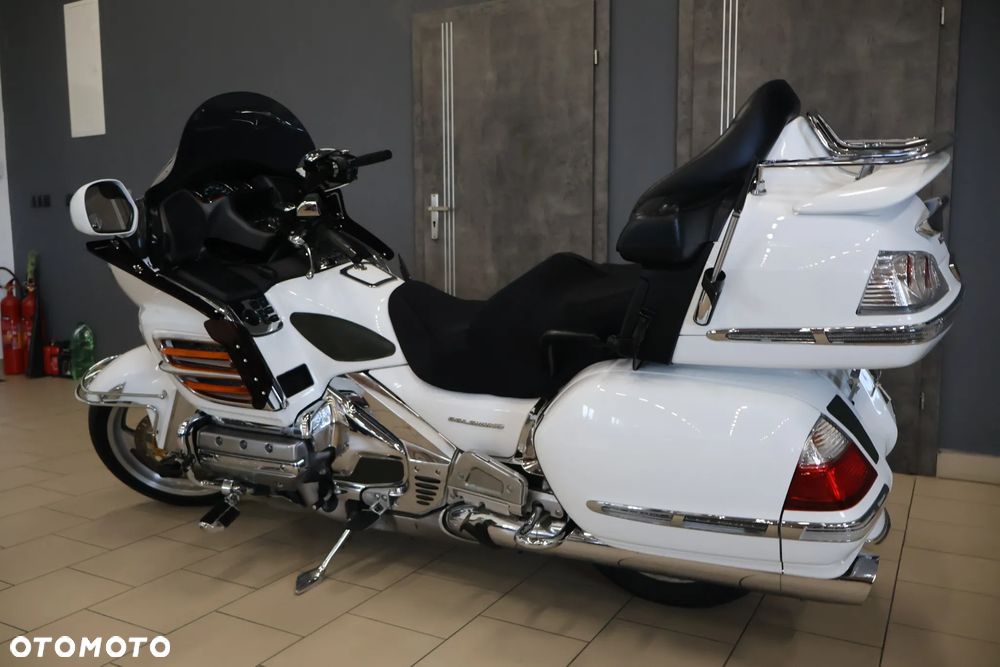 Honda GL - 22