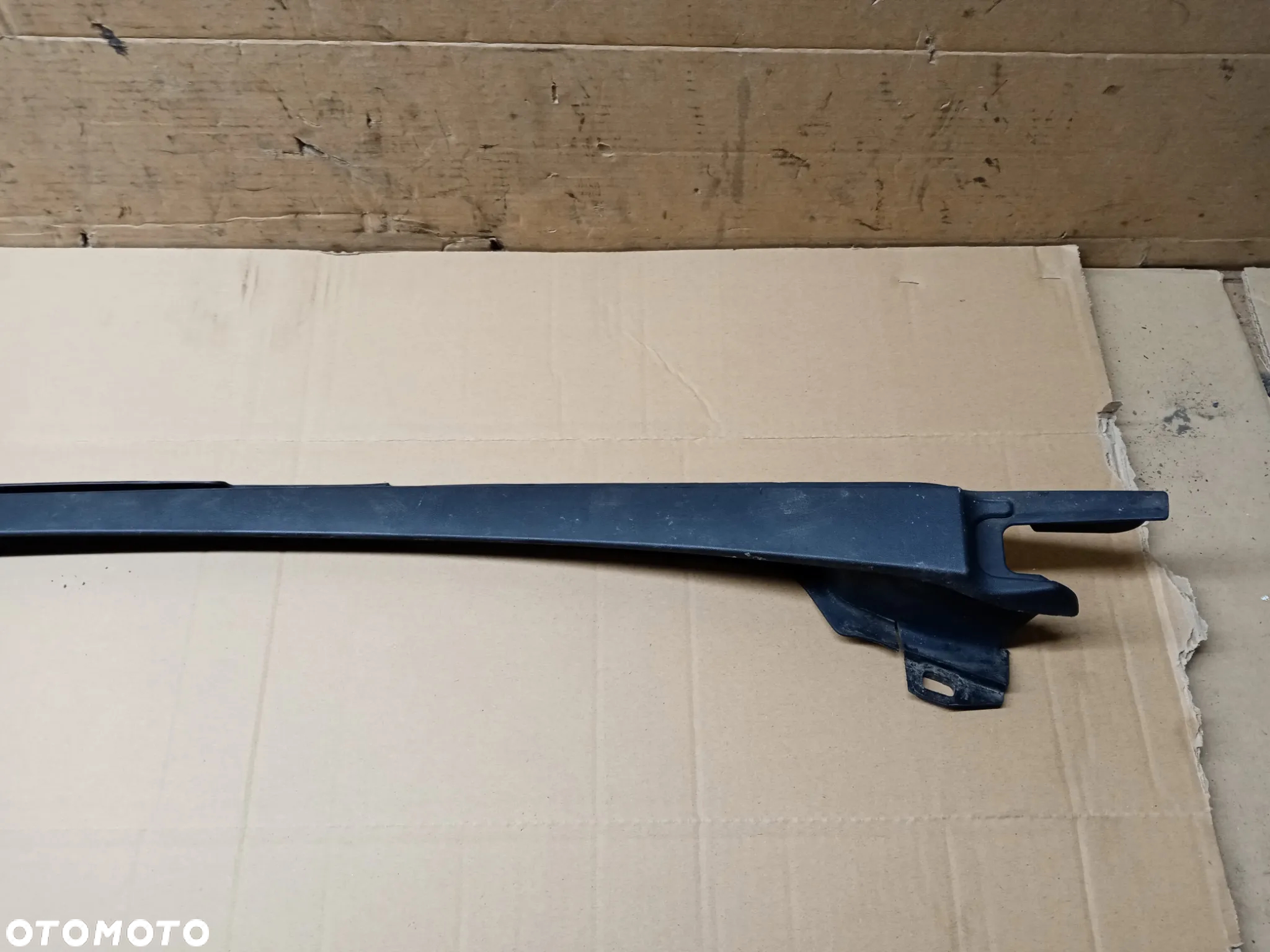 Listwa szyby czołowej lewy przód Renault Clio III 8200699926 - 3