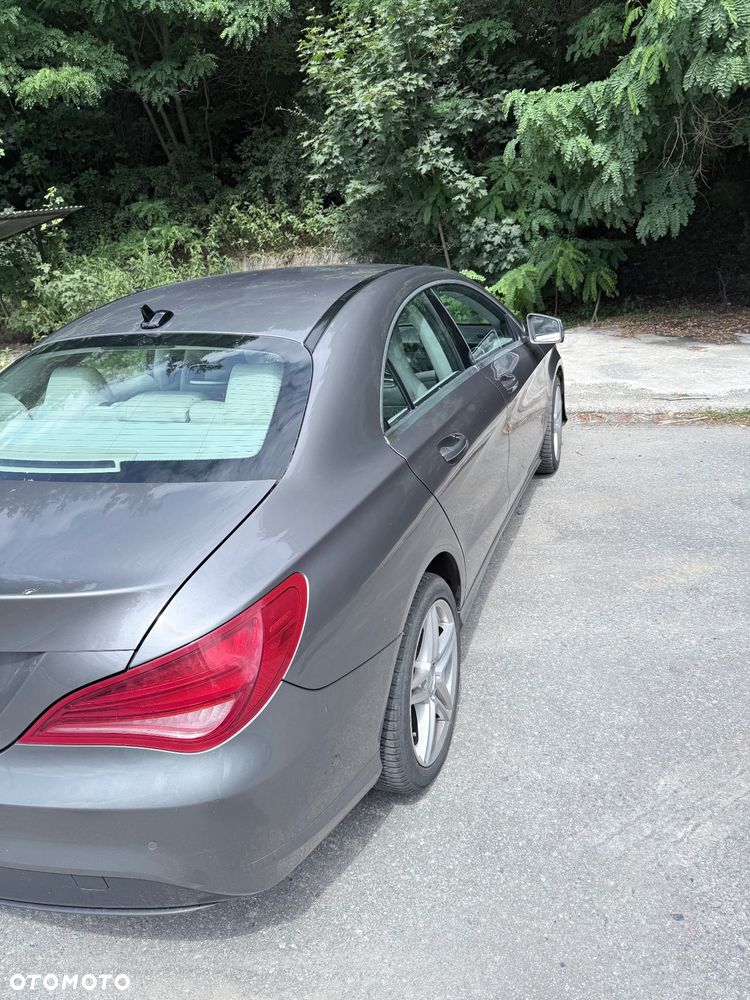 Mercedes-Benz CLA - 4