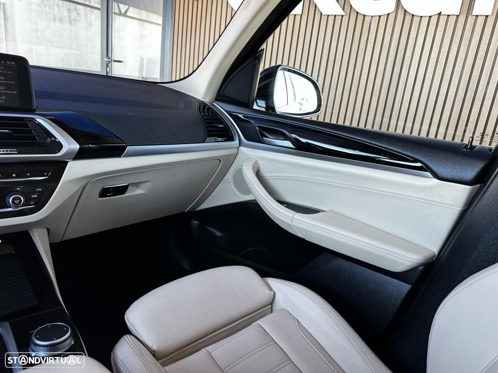 BMW X3 30 e xDrive xLine - 39