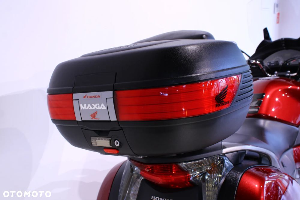 Honda Deauville - 35