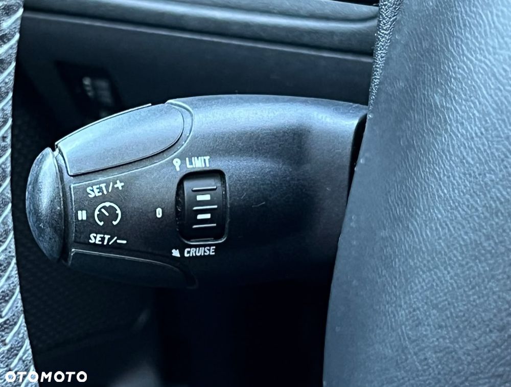 Peugeot 208 1.2 PureTech Allure - 20