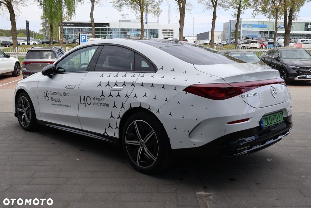 Mercedes-Benz CLA - 6