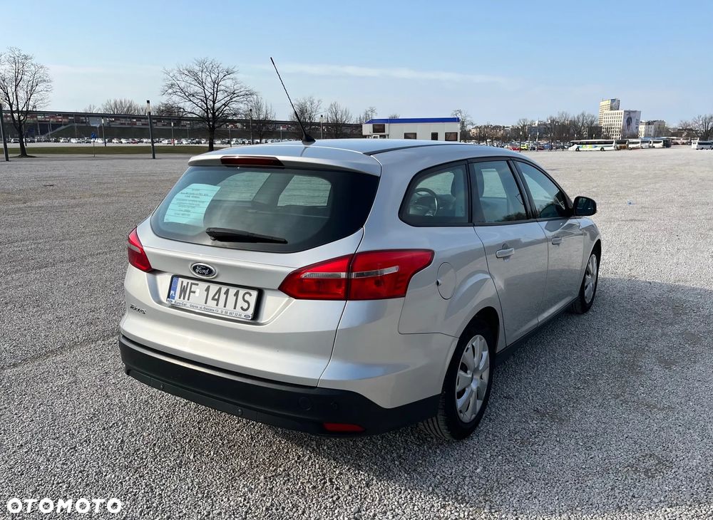 Ford Focus 1.6 TDCi DPF Trend - 5