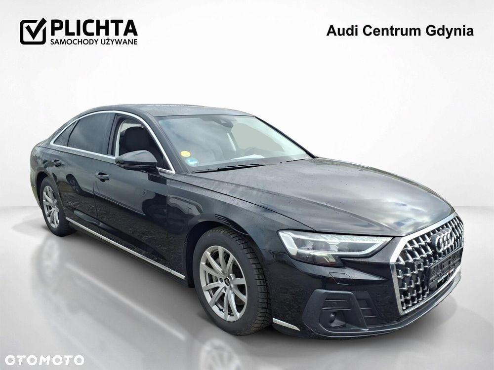 Audi A8 - 4