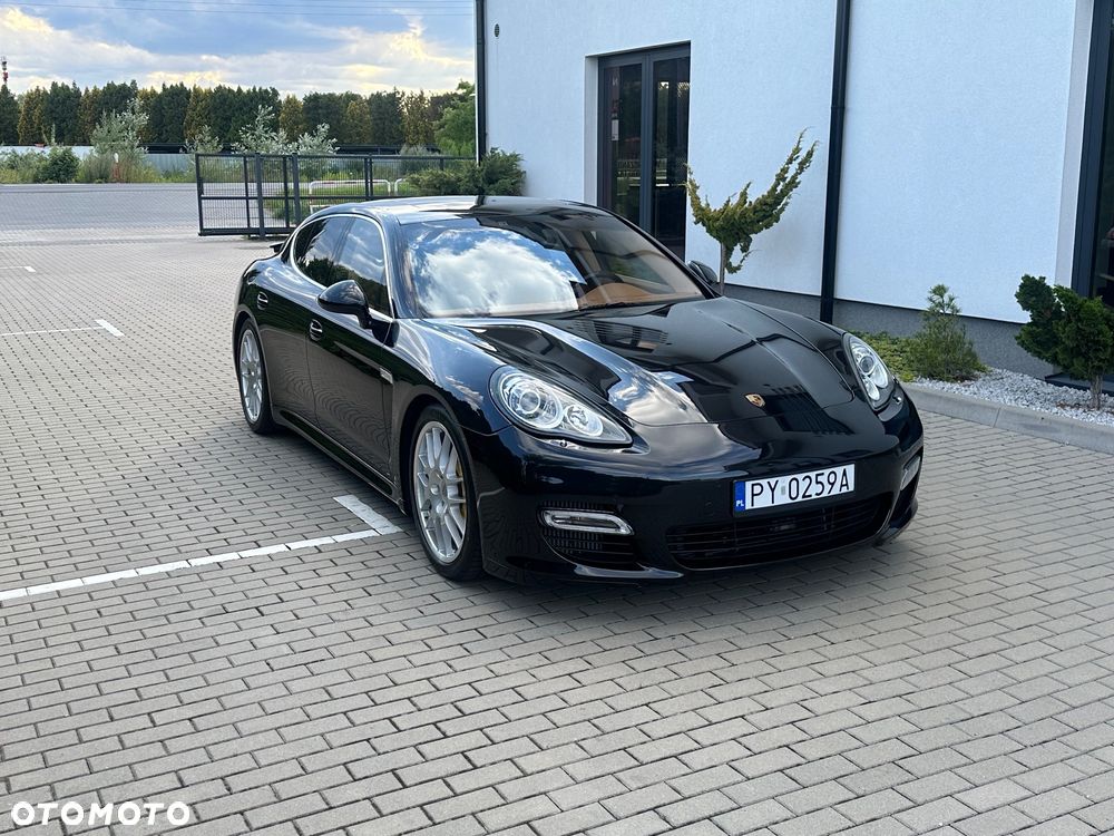 Porsche Panamera Turbo - 6