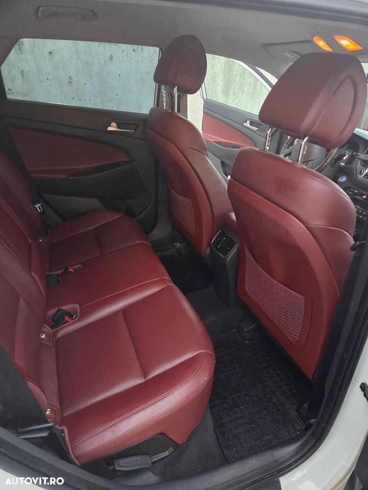 Hyundai Tucson - 8