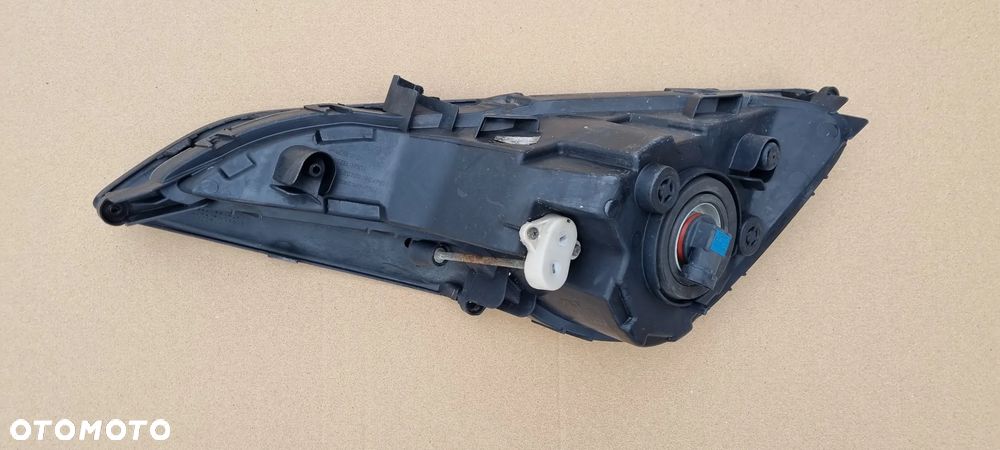 HYUNDAI I40 2011-2014 Halogen Prawy kratka oryginał - 4