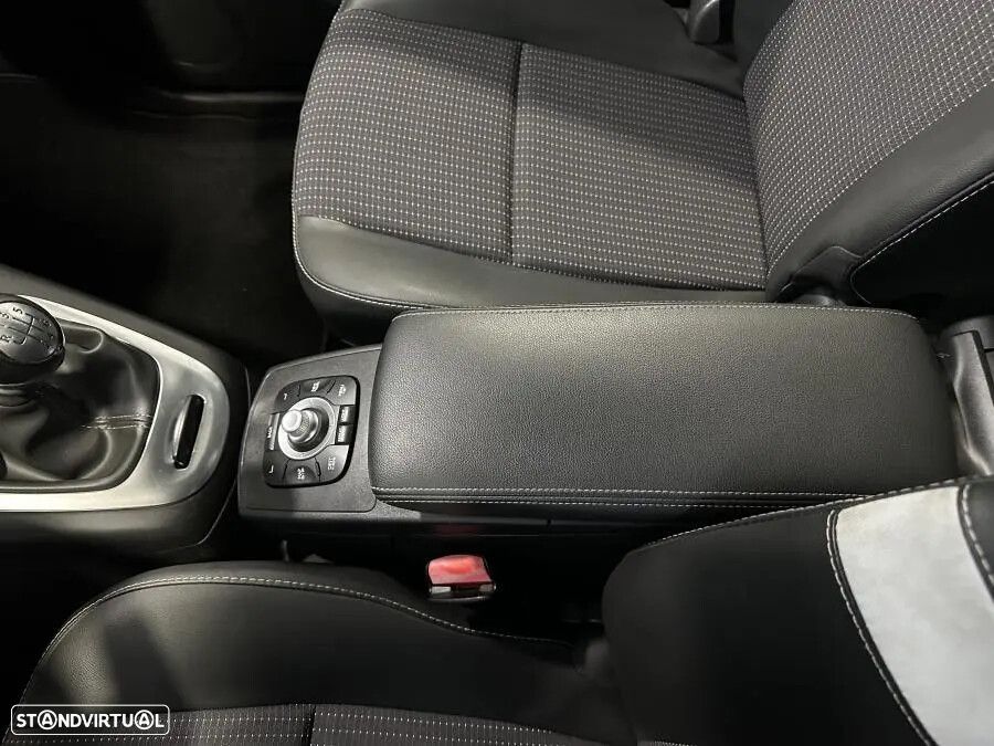 Renault Grand Scénic - 32
