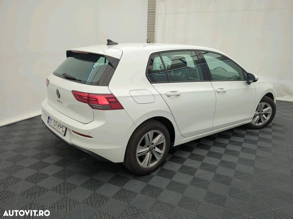 Volkswagen Golf - 2