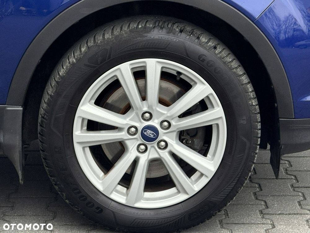 Ford Kuga 2.0 TDCi 4x2 Titanium - 10