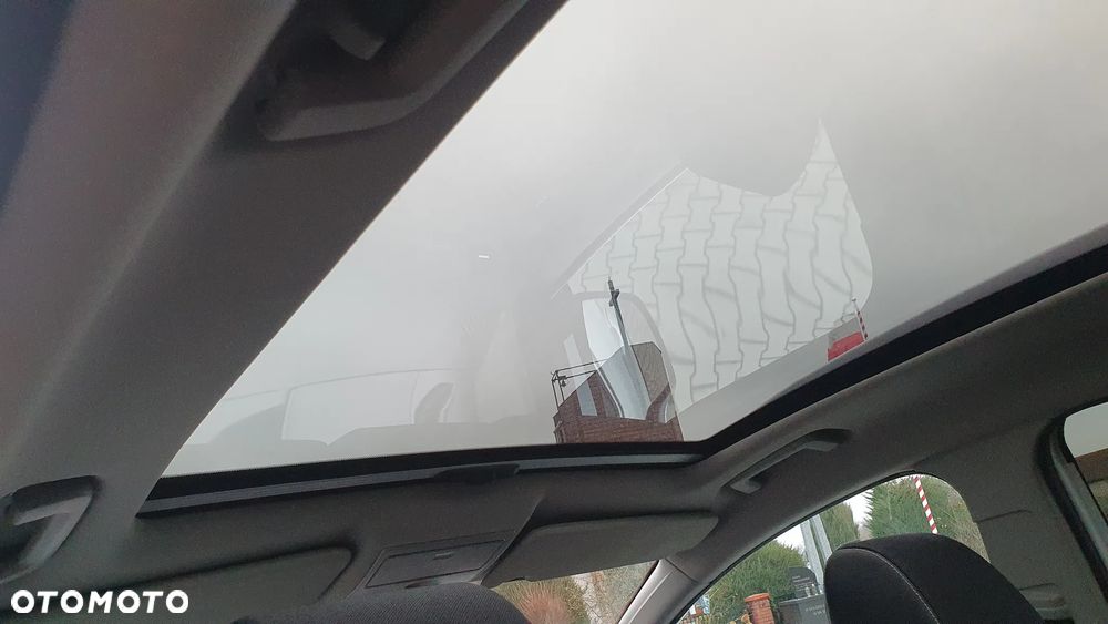 Ford Kuga 2.0 TDCi 2x4 Titanium - 11