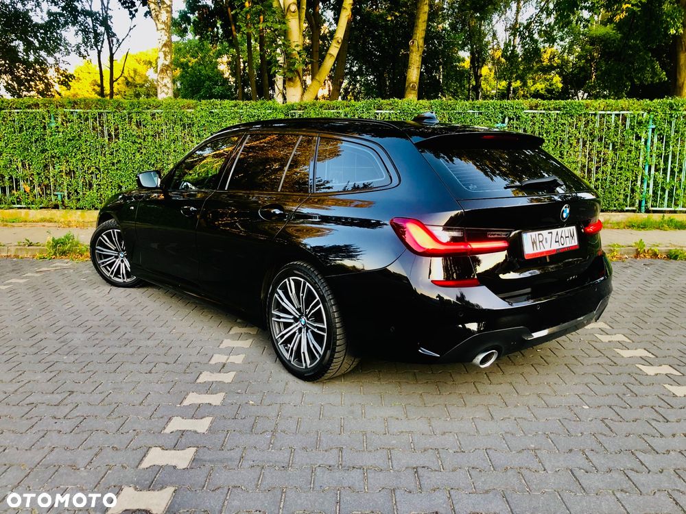 BMW Seria 3 320d Edition M Sport Shadow - 4