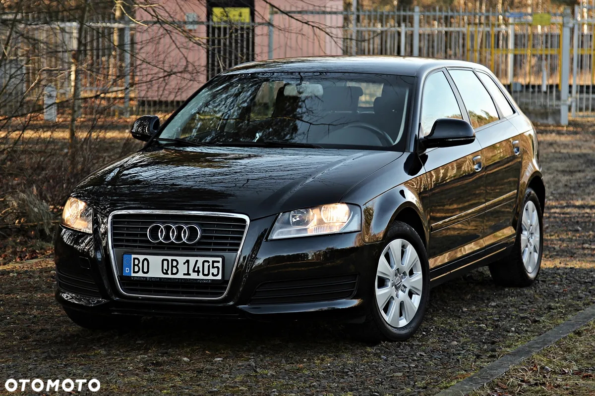 Audi A3 1.6 TDI Ambiente - 3
