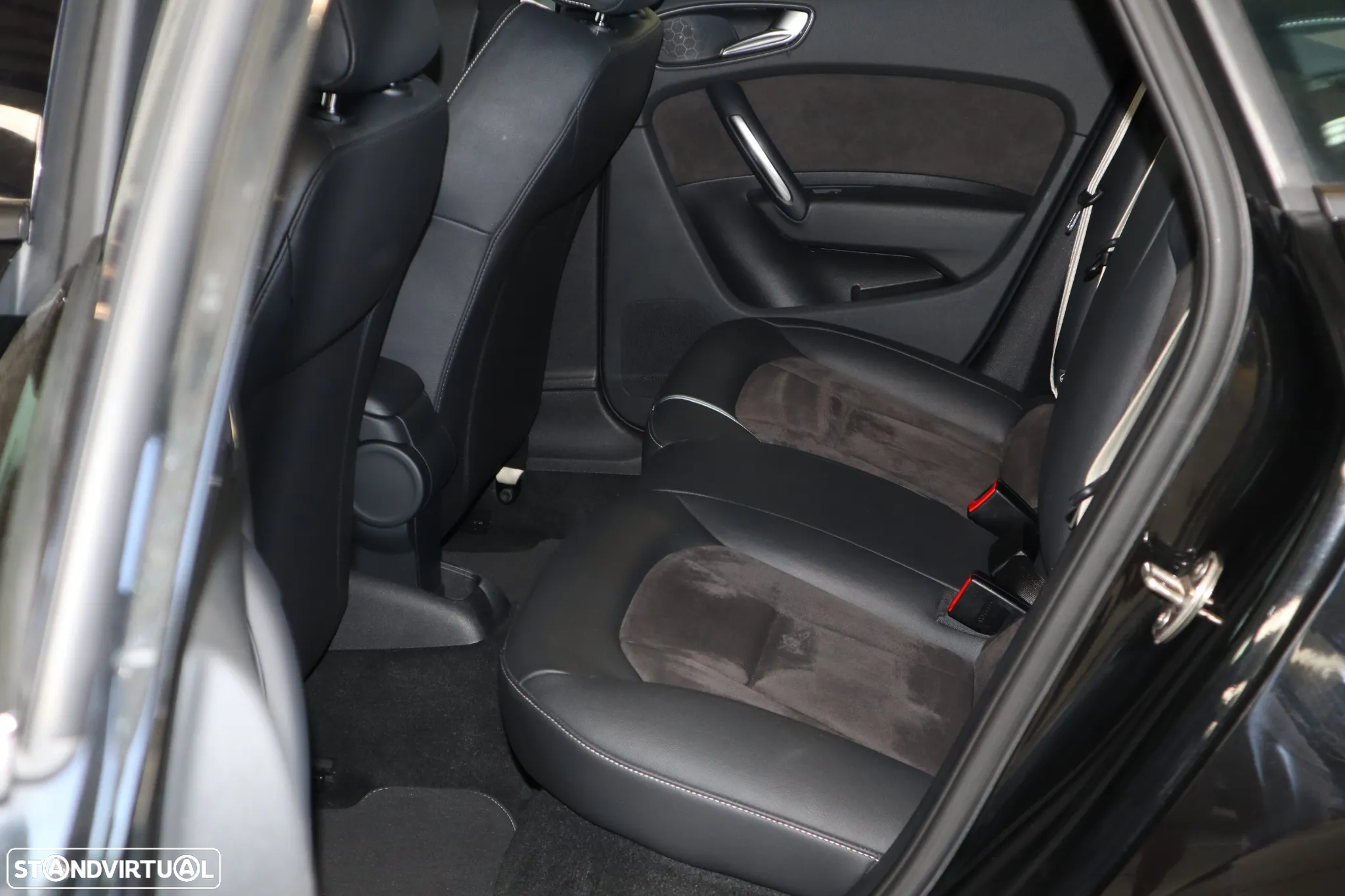 Audi A1 Sportback 1.4 TDI S-line - 11