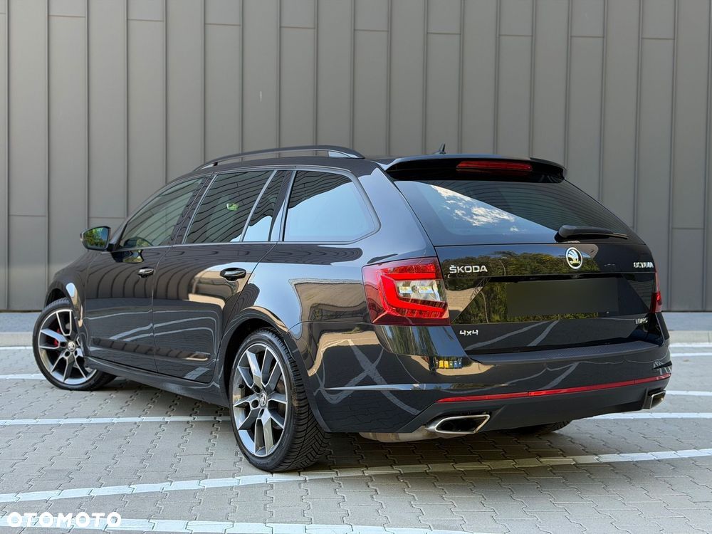 Skoda Octavia 2.0 TDI 4x4 DSG RS - 8