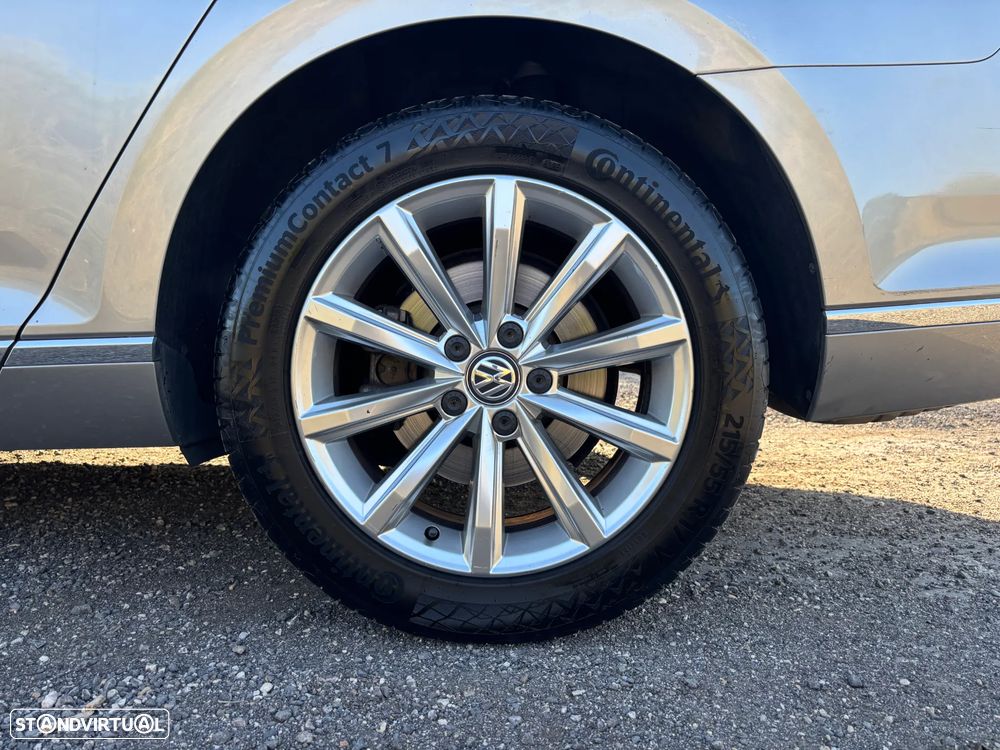 VW Passat 2.0 TDI Highline DSG - 4
