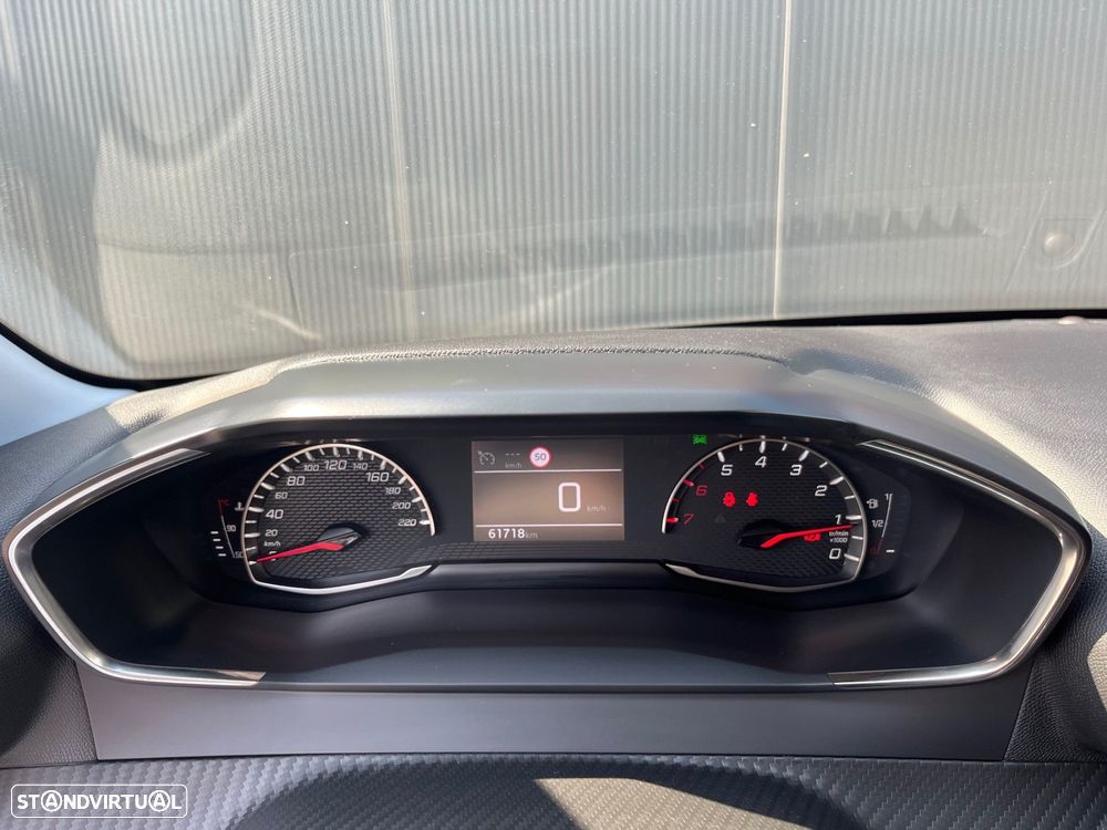 Peugeot 208 1.2 PureTech Active Pack - 11