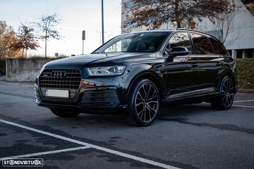 Audi Q7 3.0 TDI quattro S-line Tiptronic 7L - 1