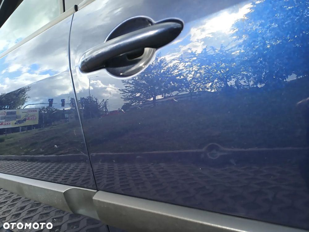 Renault Grand Scenic - 34