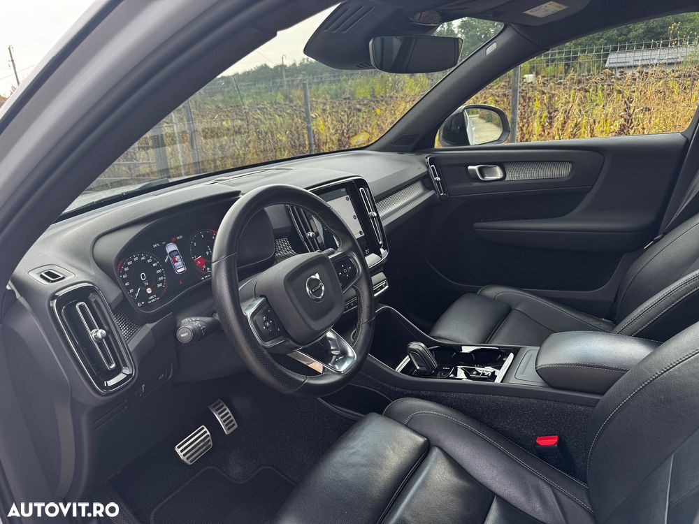 Volvo XC 40 - 12