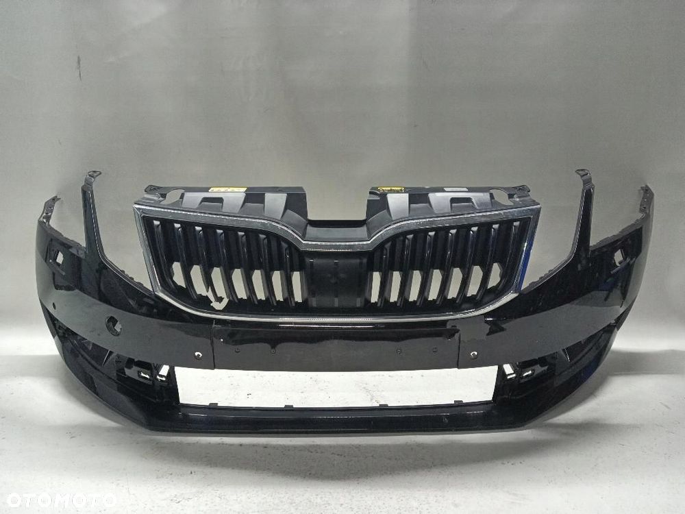 ZDERZAK PRZÓD PRZEDNI SKODA OCTAVIA III 44 PDC SPRYSKI 5E0807221 - 1