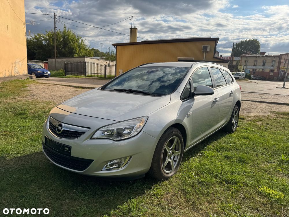 Opel Astra IV 1.6 Cosmo - 2