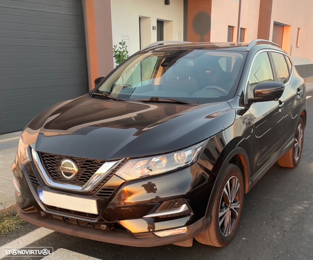 Nissan Qashqai 1.5 dCi N-Connecta J18 - 2
