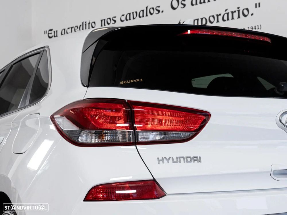 Hyundai i30 1.6 CRDI STyle — fotografia 7