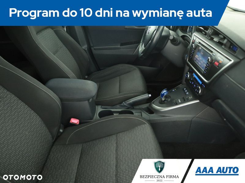 Toyota Auris - 8