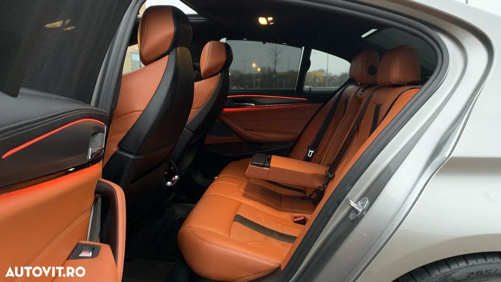 BMW M5 - 12