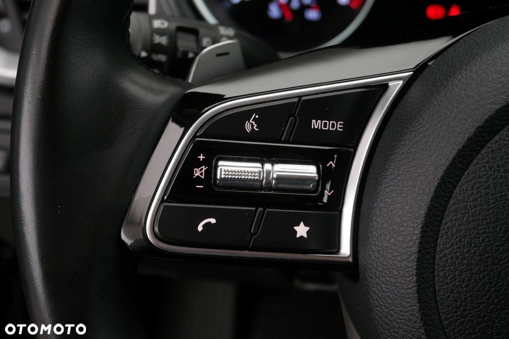 Kia Ceed - 22