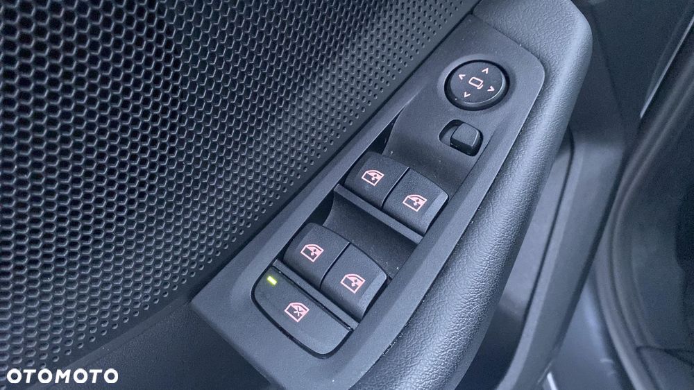 BMW Seria 1 118d - 14