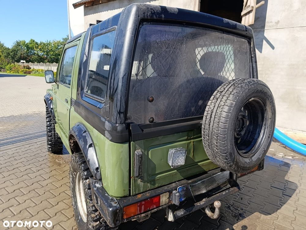 Suzuki Samurai - 3