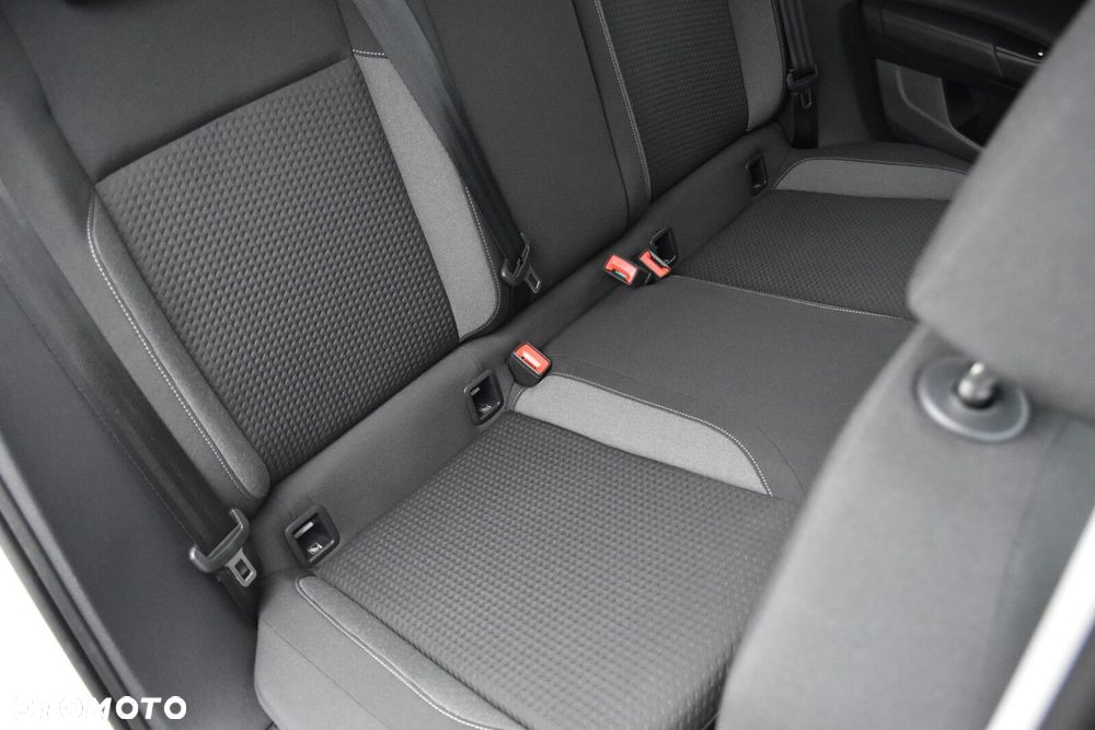 Volkswagen Taigo 1.0 TSI Life DSG - 32