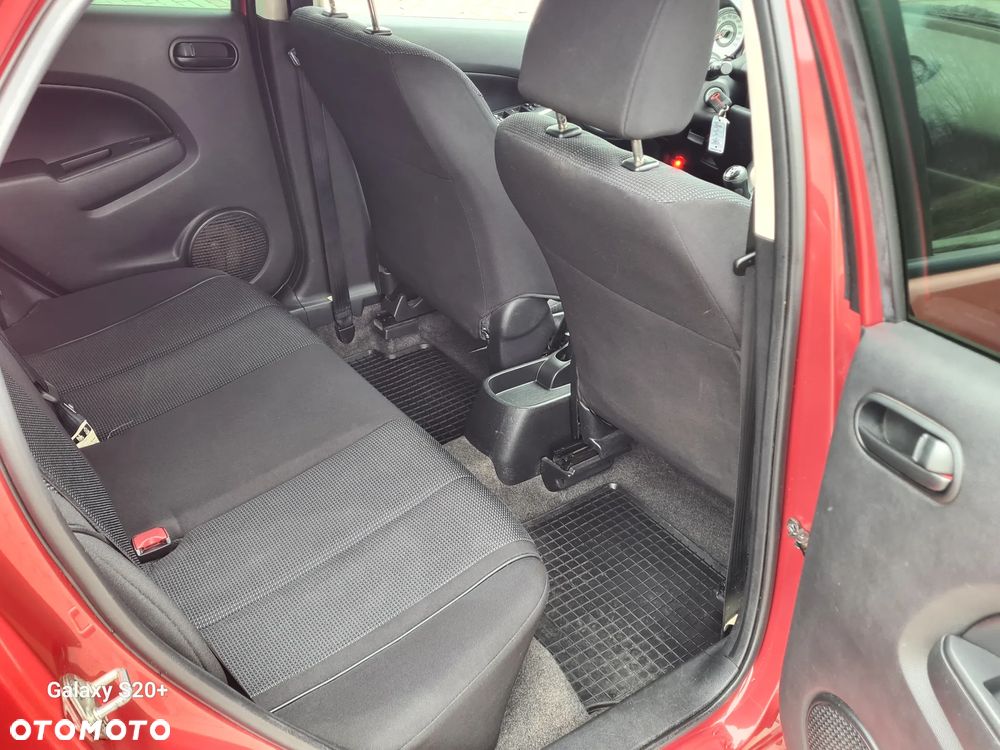 Mazda 2 - 14