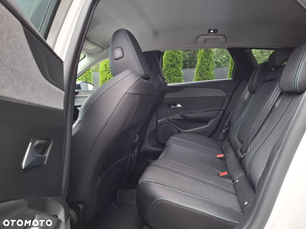 Peugeot 308 BlueHDi 130 EAT8 Stop & Start Allure Business-Paket - 25