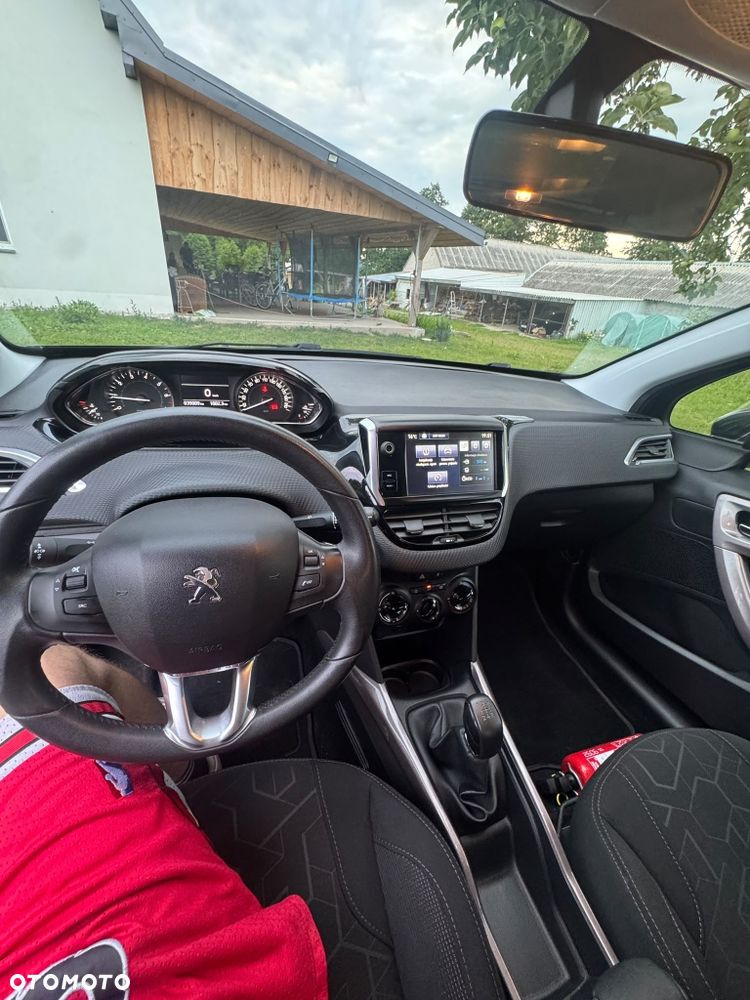 Peugeot 2008 - 3