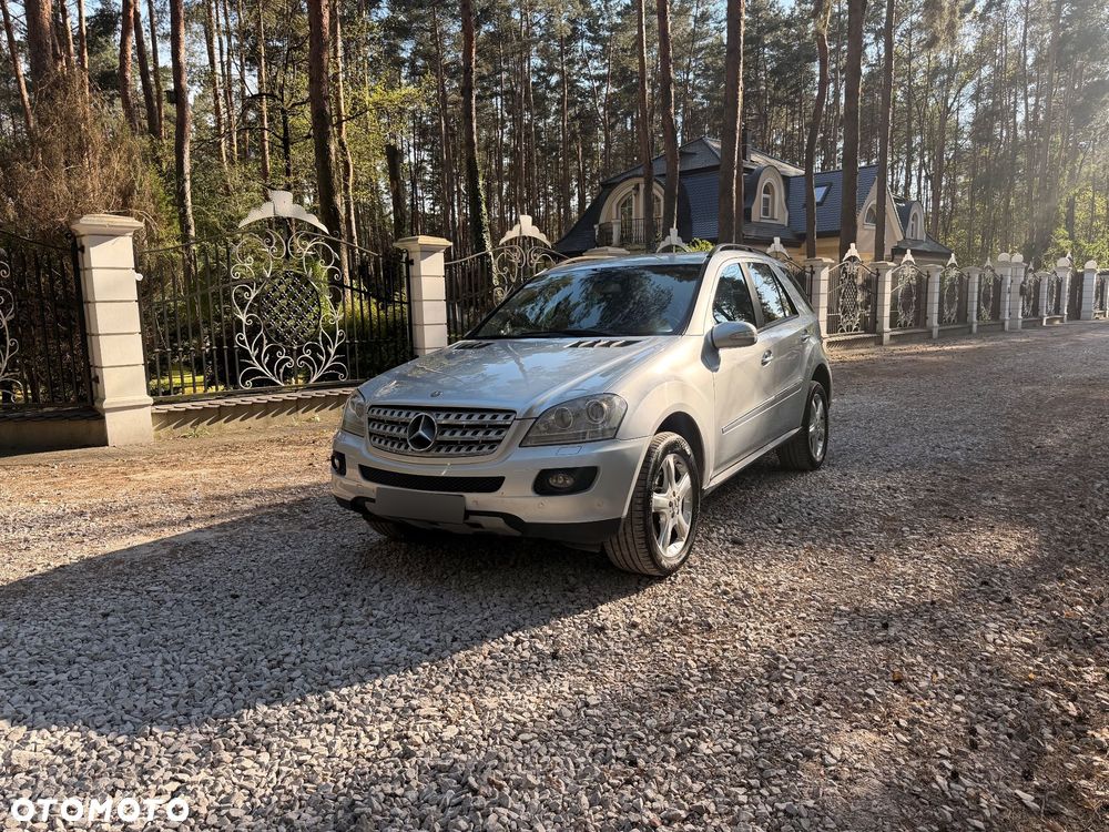 Mercedes-Benz ML 350 4-Matic - 4