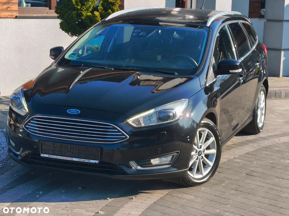 Ford Focus 1.0 EcoBoost STart-Stopp-System TITANIUM - 4