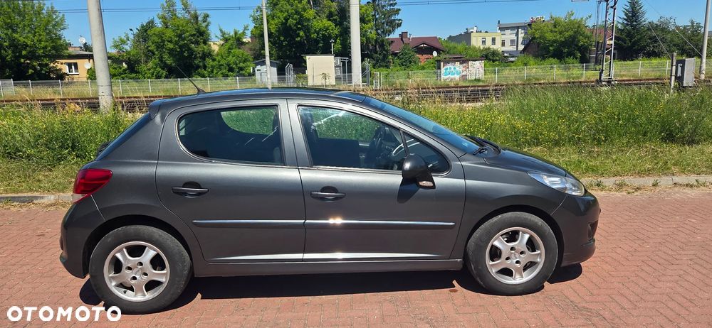 Peugeot 207 1.4 HDi U Move - 3