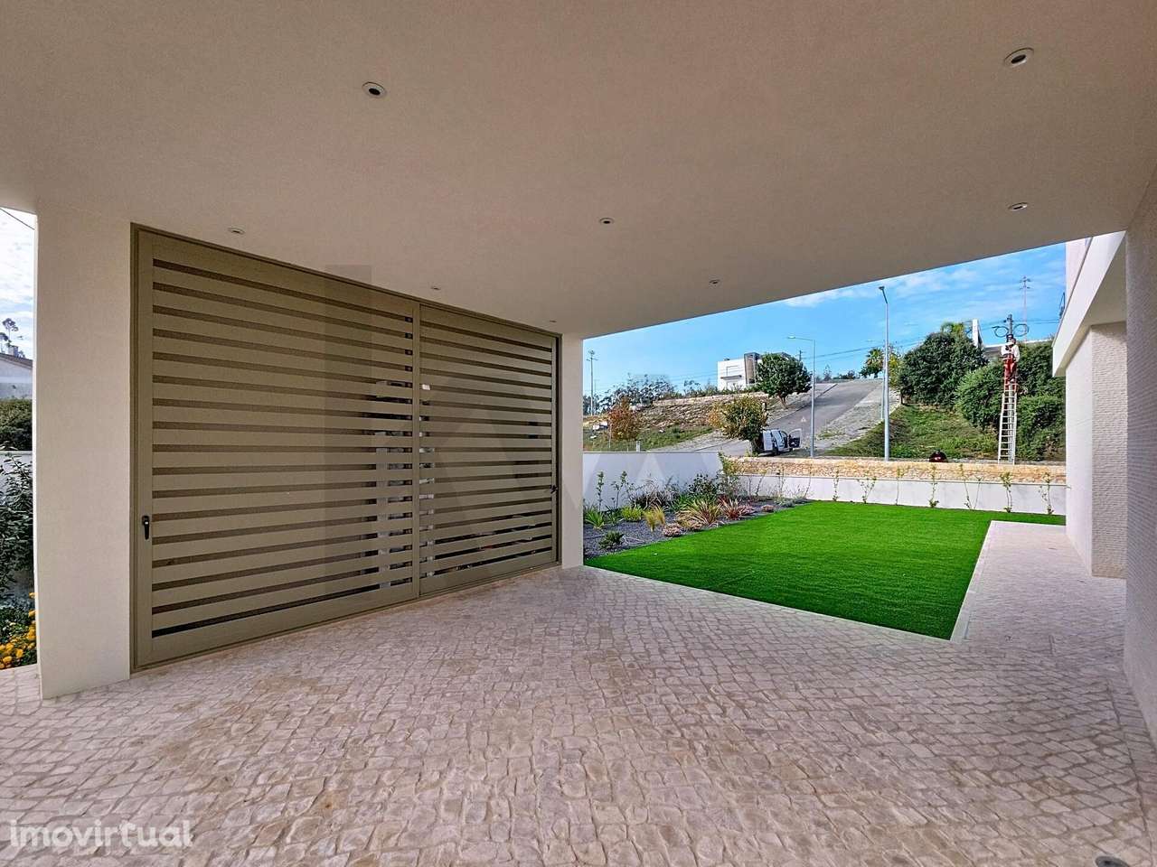 Moradias de Luxo Junto ao Muro da Real Estrada D. Maria I - Grande imagem: 5/45