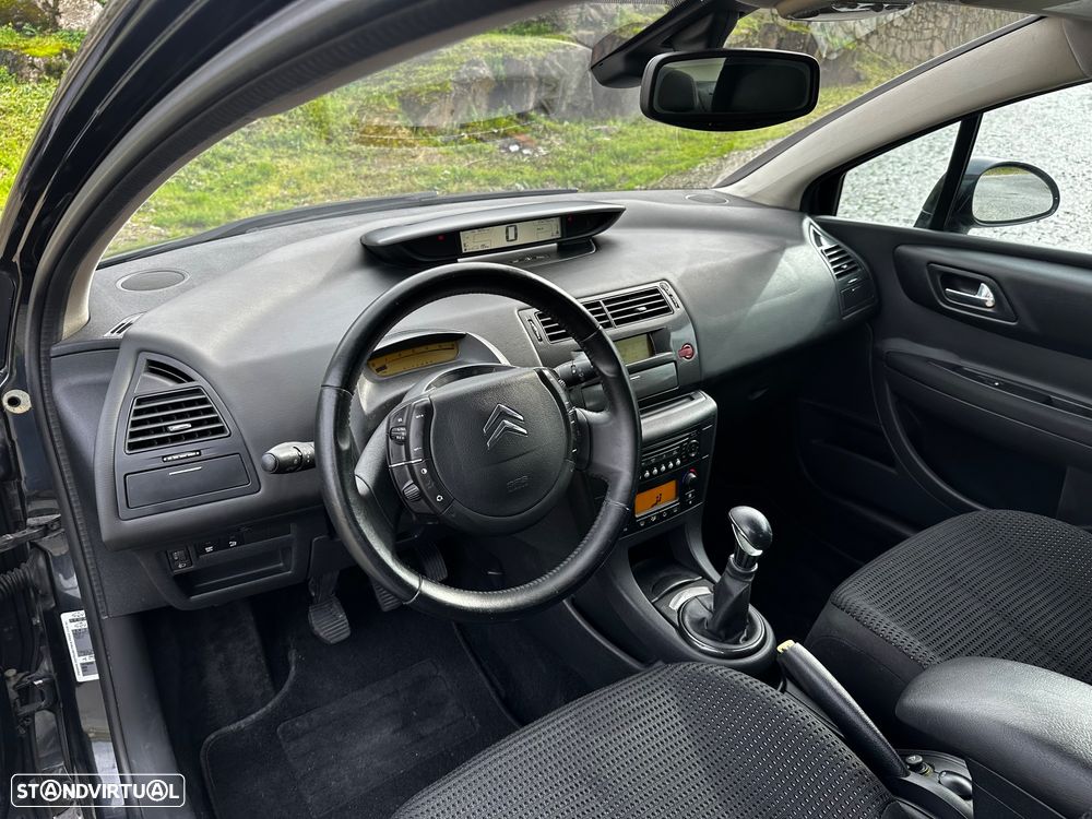 Citroën C4 HDi 110 FAP VTR Plus - 21