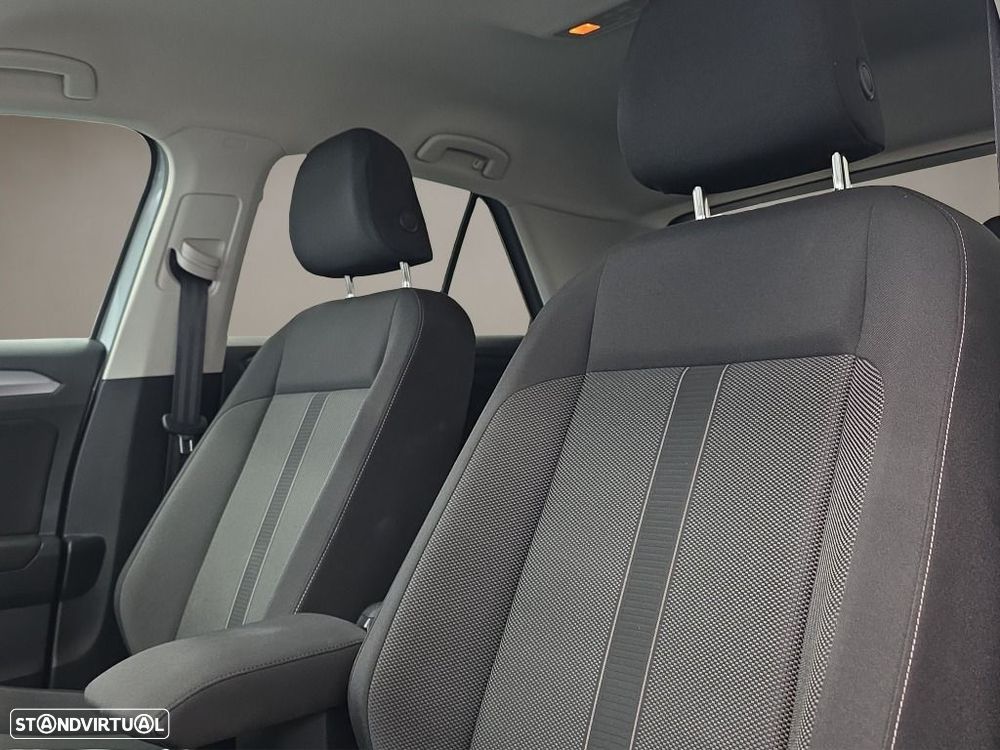 VW T-Roc 1.0 TSI Urban - 10