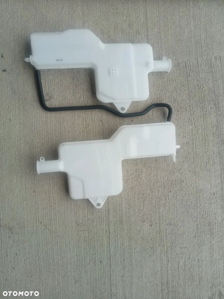 Grill Mazda CX3 Mazda 2 2015 - części - 11