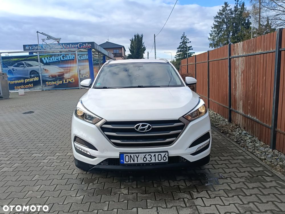 Hyundai Tucson - 2