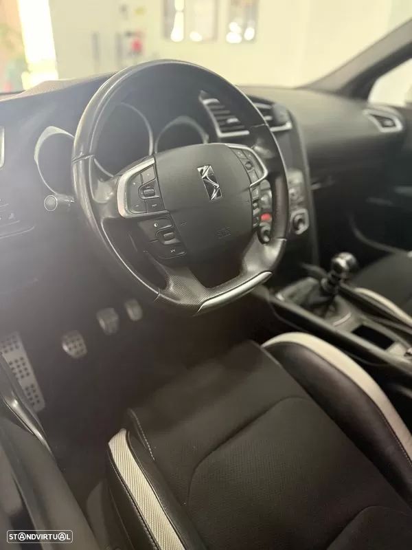 DS DS4 Crossback 1.6 BlueHDi So Chic J18 - 14