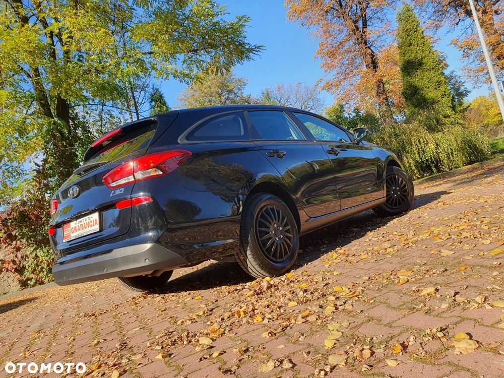 Hyundai i30 1.4 Select - 21